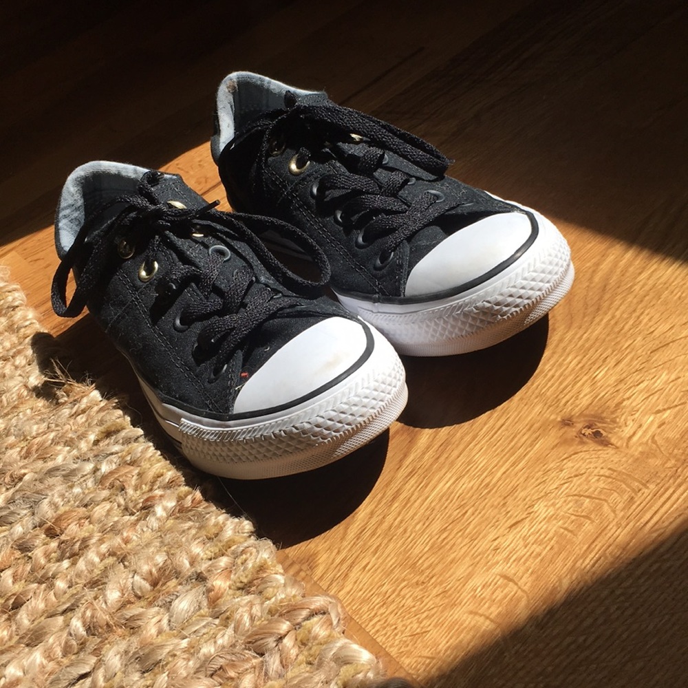 Black womens all star converse